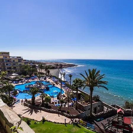 أبارتمنتوس بلوباي بيتش كلوب * San Agustín