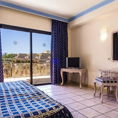 أبارتمنتوس بلوباي بيتش كلوب San Agustín